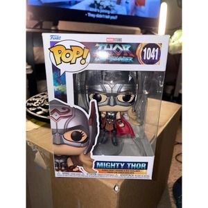 Funko Pop! Marvel: Thor Love & Thunder (Mighty Thor)